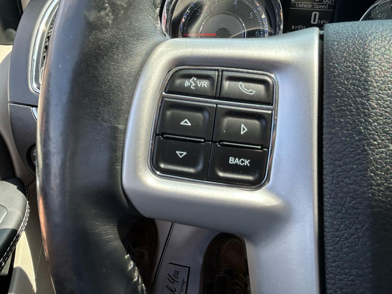 Chrysler Town & Country 4dr Wgn Touring 2014