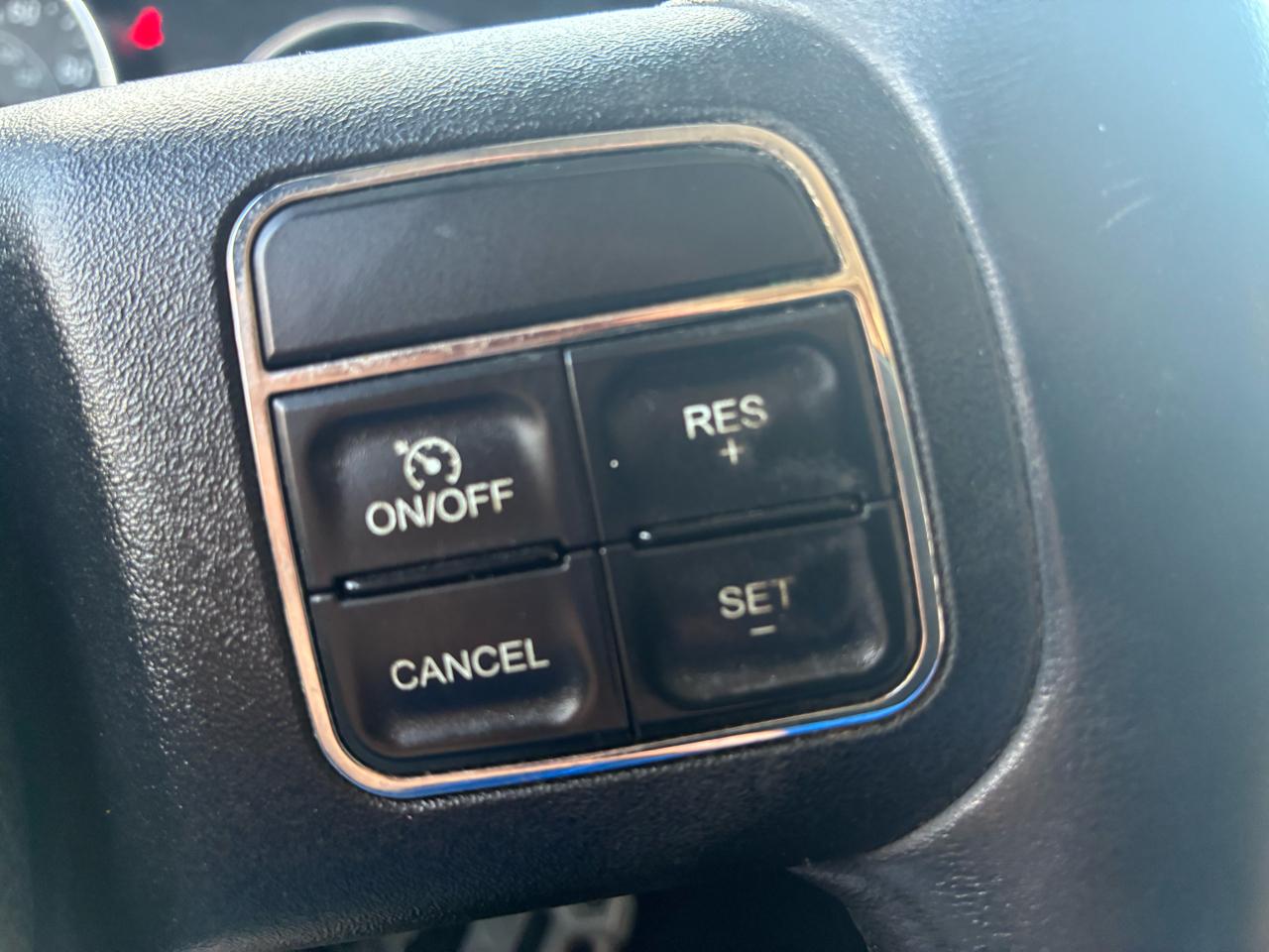Jeep Wrangler Unlimited 4WD 4dr Sahara 2013
