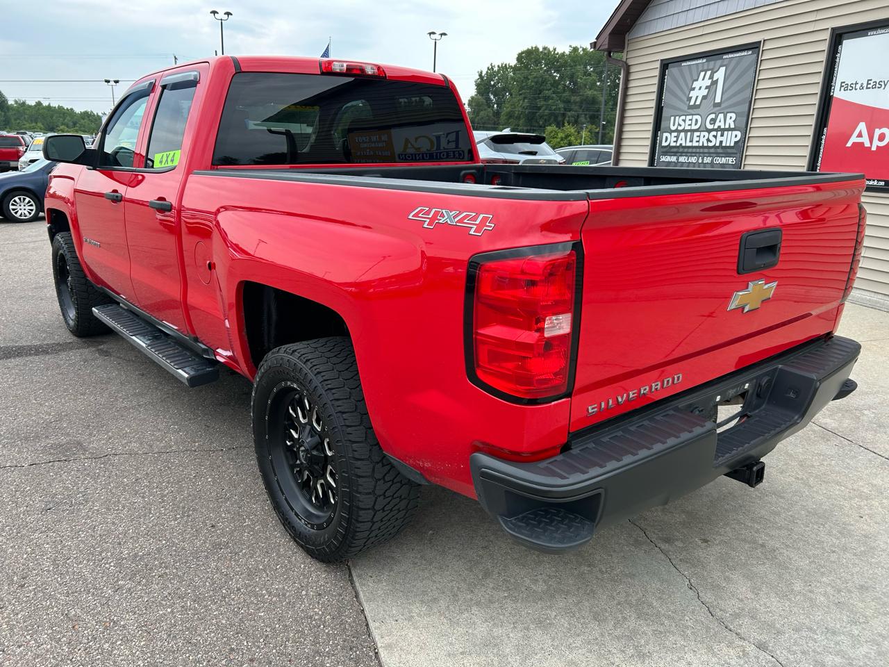 Chevrolet Silverado 1500 4WD Double Cab 143.5" Work Truck 2017