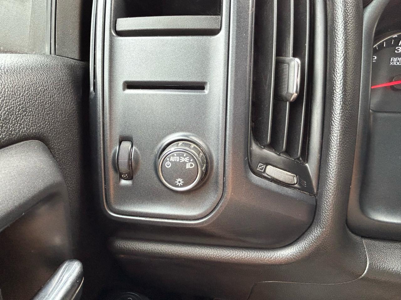 Chevrolet Silverado 1500 4WD Double Cab 143.5" Work Truck 2017