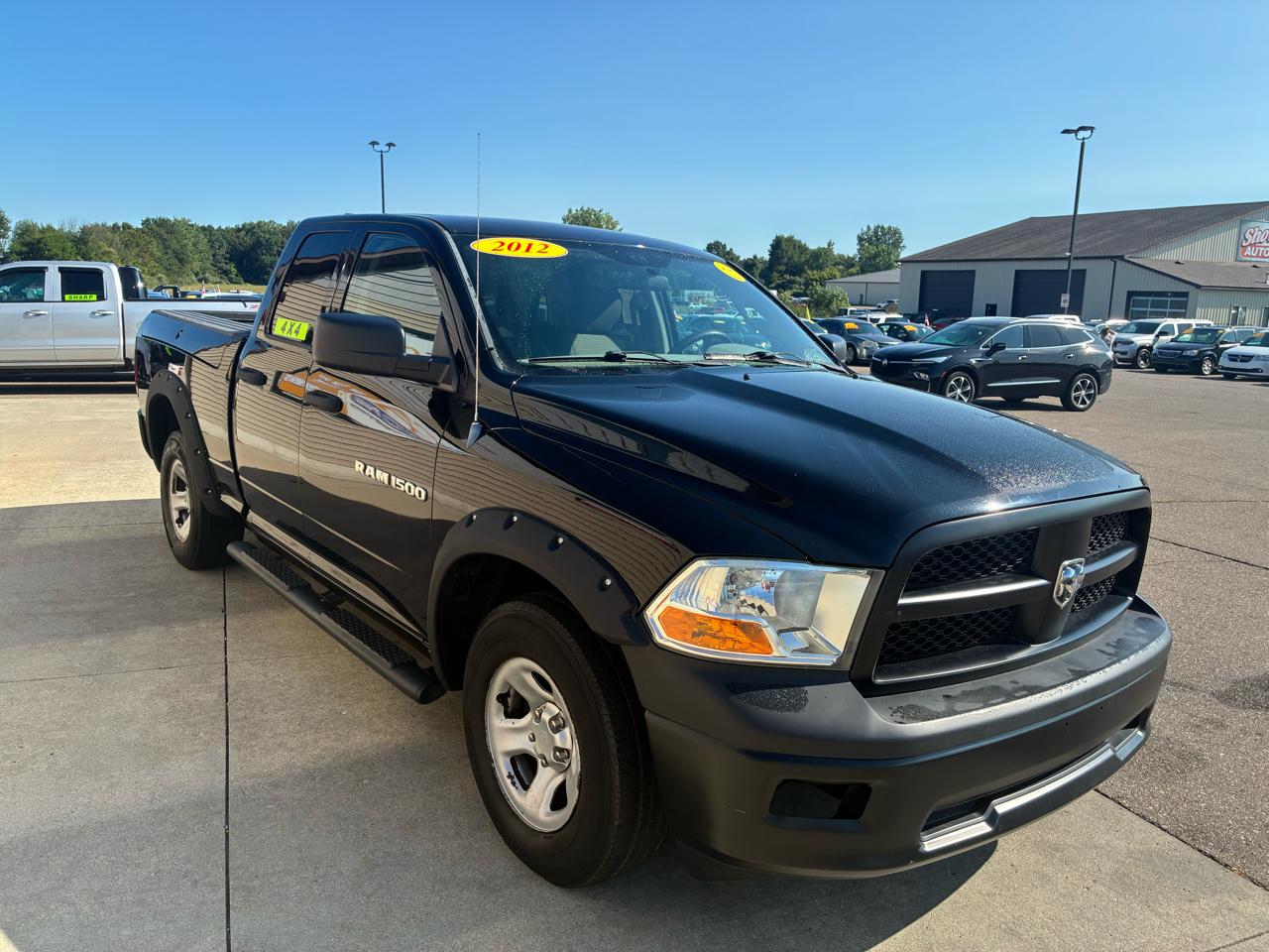 RAM 1500 4WD Quad Cab 140.5" Tradesman 2012