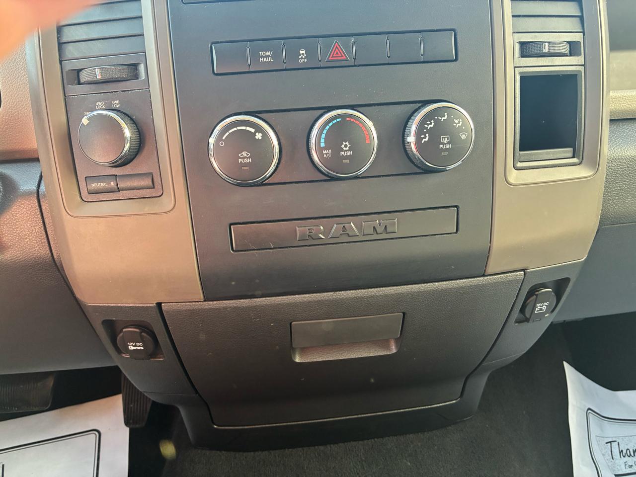 RAM 1500 4WD Quad Cab 140.5" Tradesman 2012