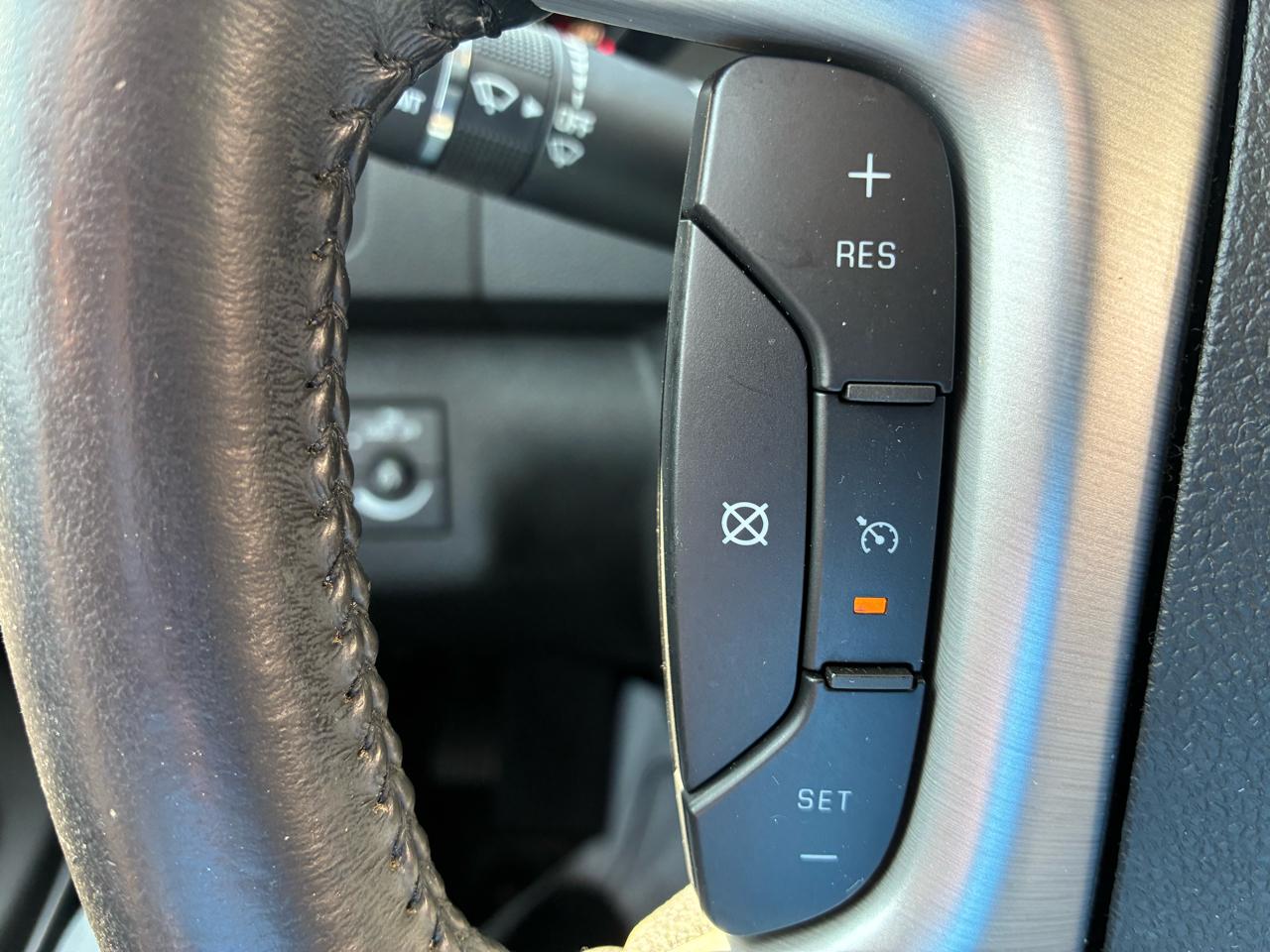 GMC Acadia FWD 4dr SLE 2011