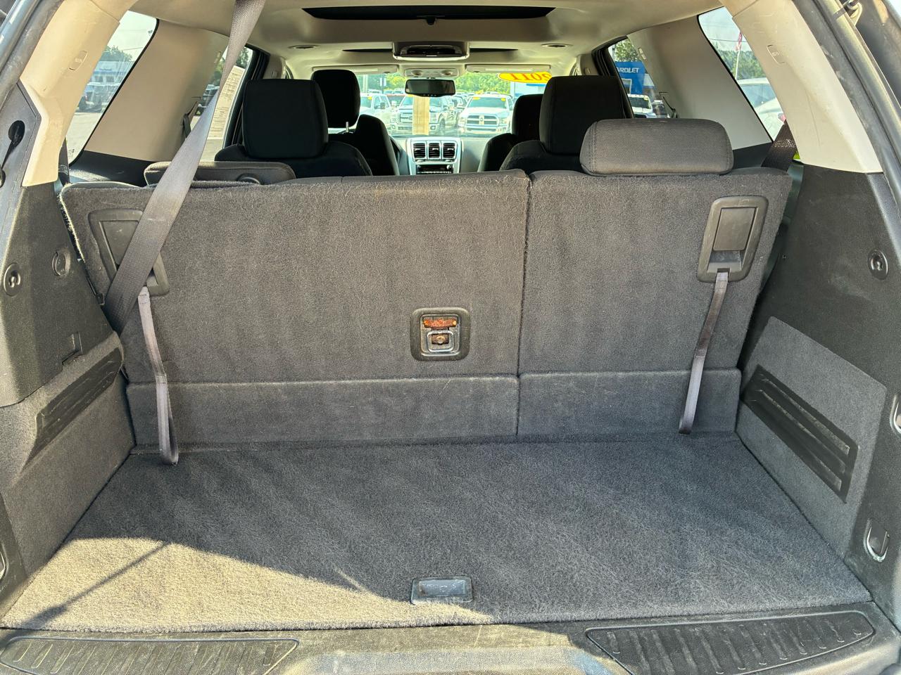 GMC Acadia FWD 4dr SLE 2011