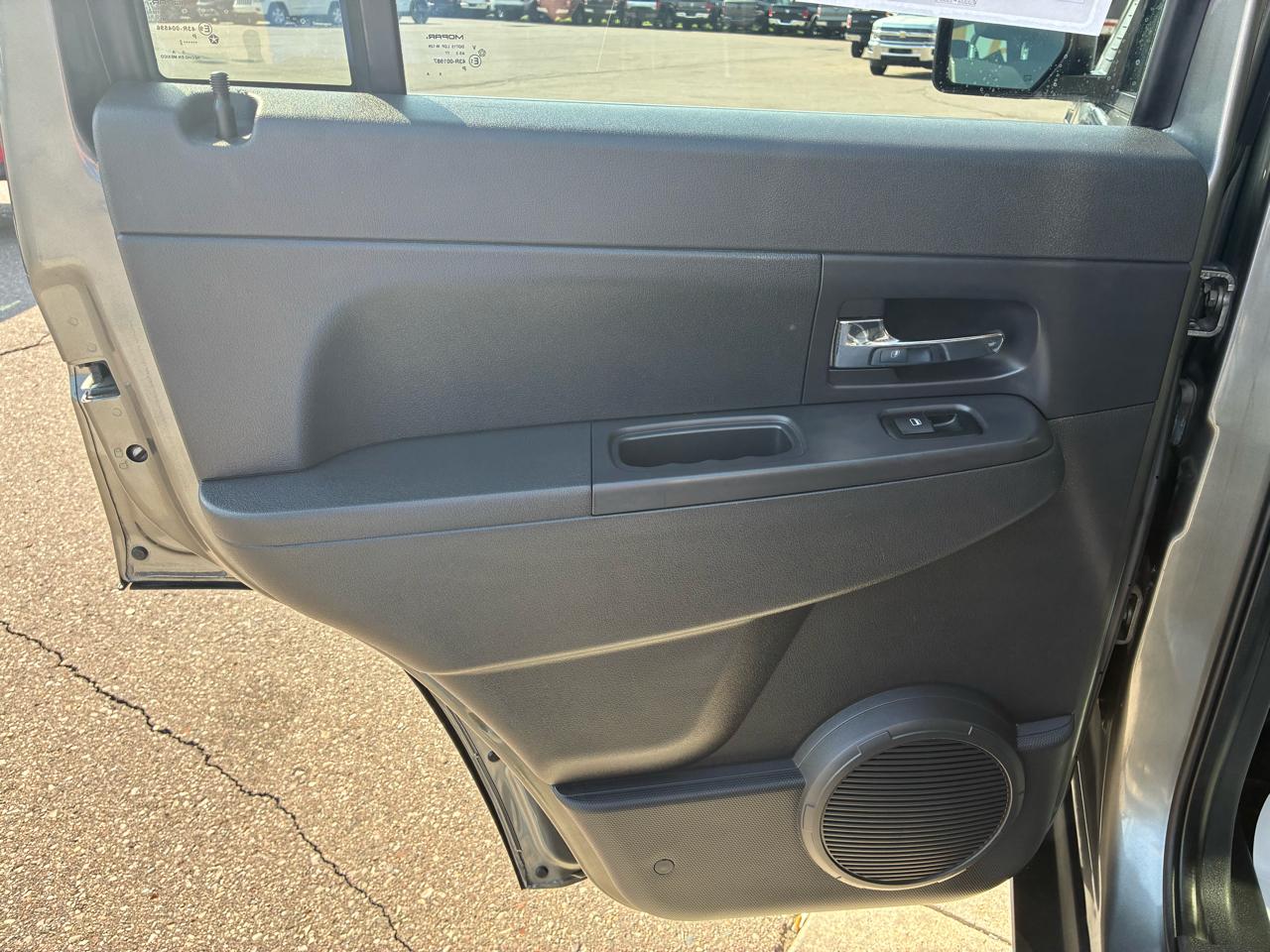 Jeep Liberty 4WD 4dr Sport 2012