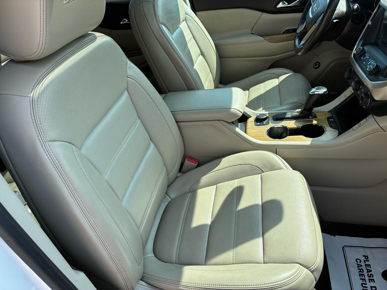 GMC Acadia FWD 4dr Denali 2017