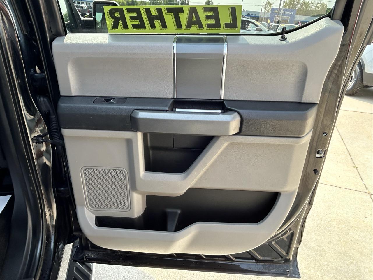 Ford F-150 4WD SuperCrew 139" XLT 2016