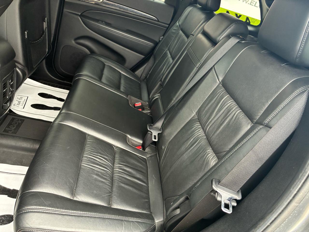 Jeep Grand Cherokee 4WD 4dr Laredo 2012