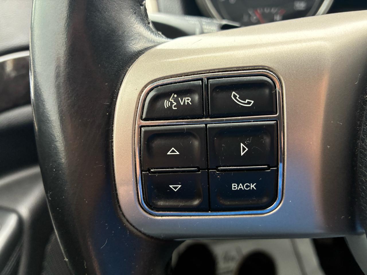 Jeep Grand Cherokee 4WD 4dr Laredo 2012