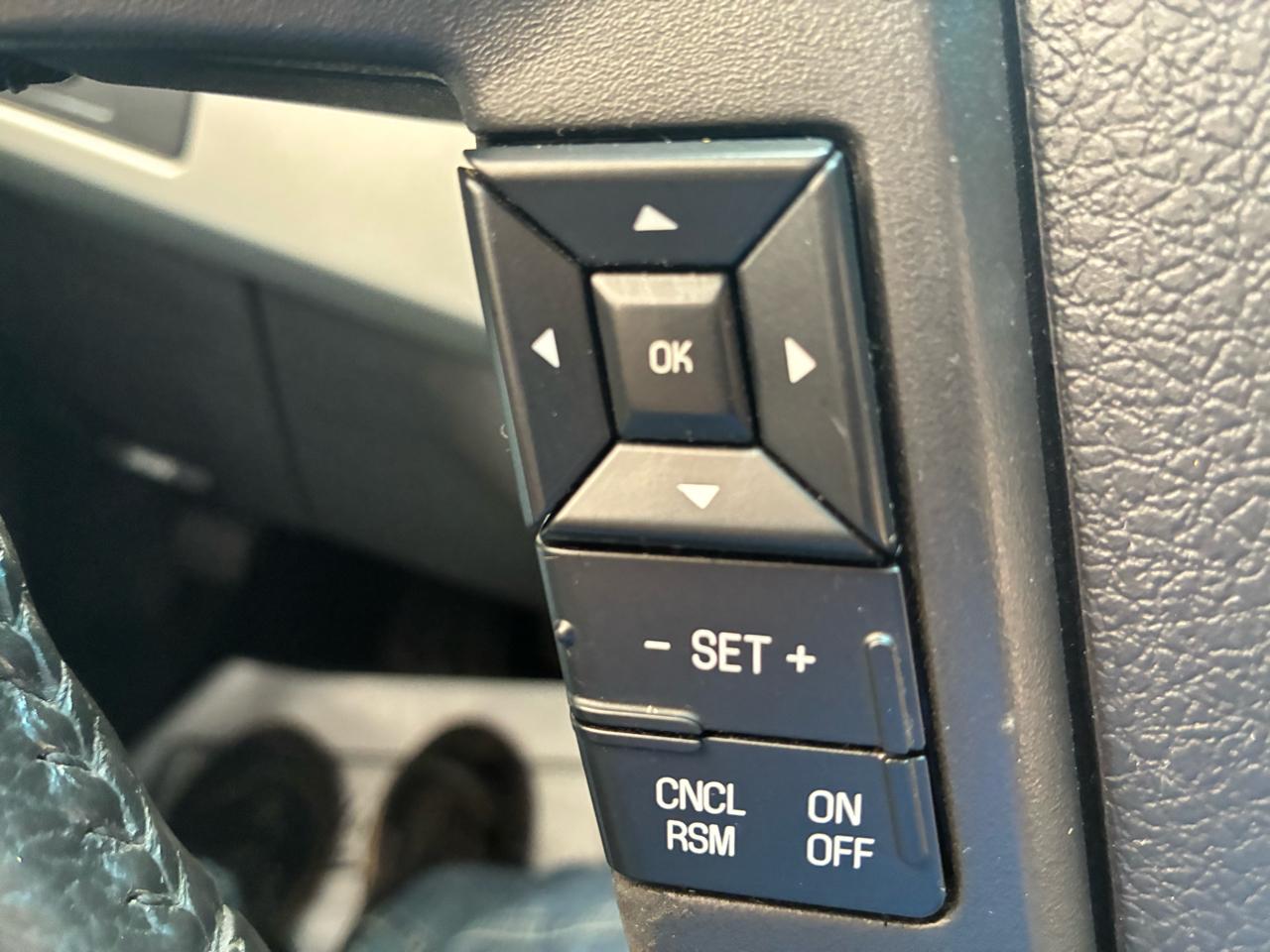 Ford F-150 4WD SuperCrew 145" King Ranch 2014