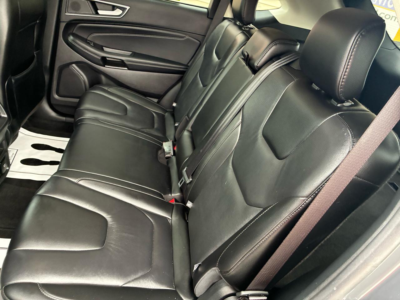 Ford Edge Titanium AWD 2021