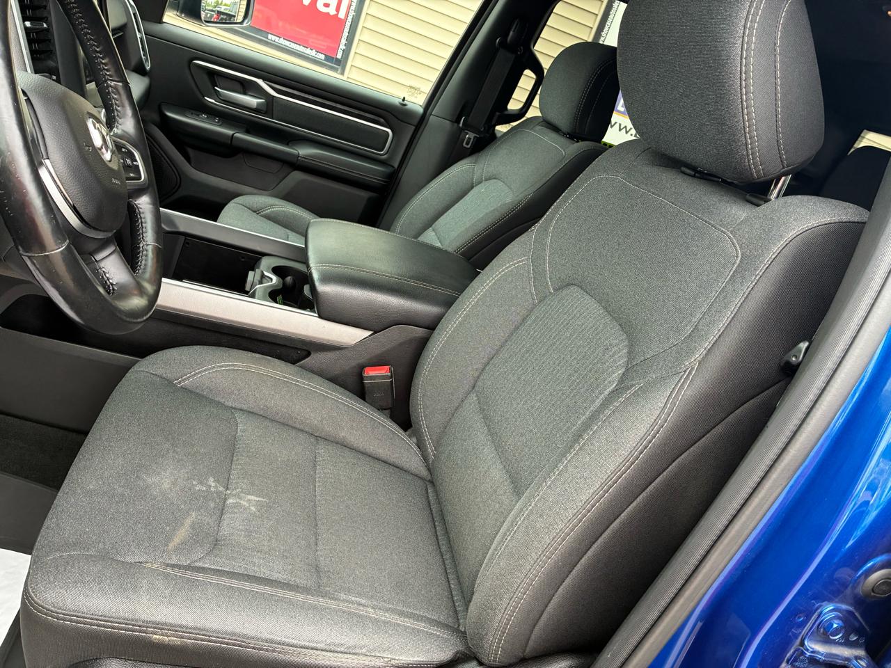 RAM 1500 Big Horn/Lone Star 4x4 Crew Cab 5'7" Box 2019