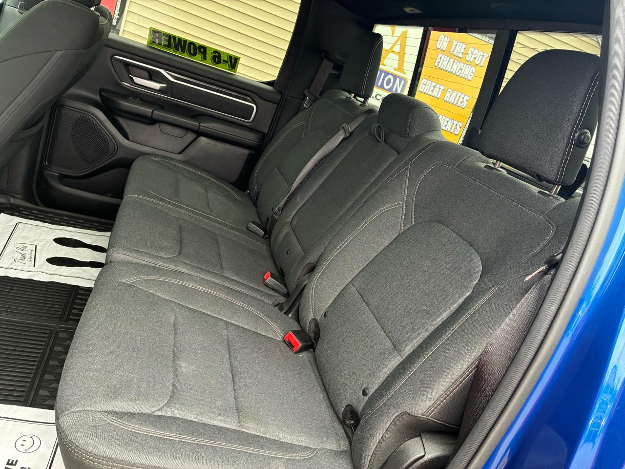 RAM 1500 Big Horn/Lone Star 4x4 Crew Cab 5'7" Box 2019