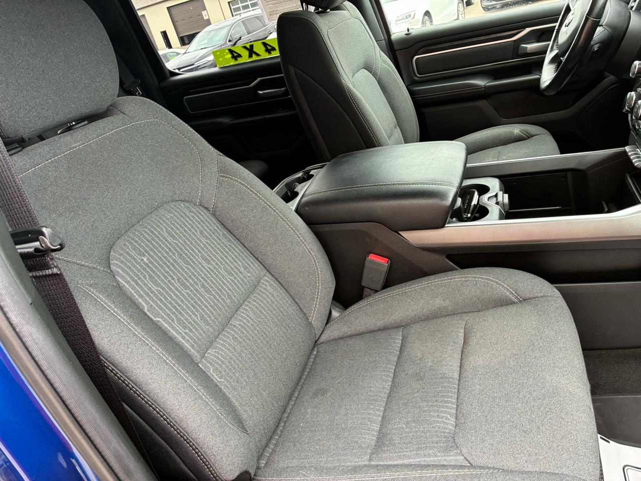 RAM 1500 Big Horn/Lone Star 4x4 Crew Cab 5'7" Box 2019