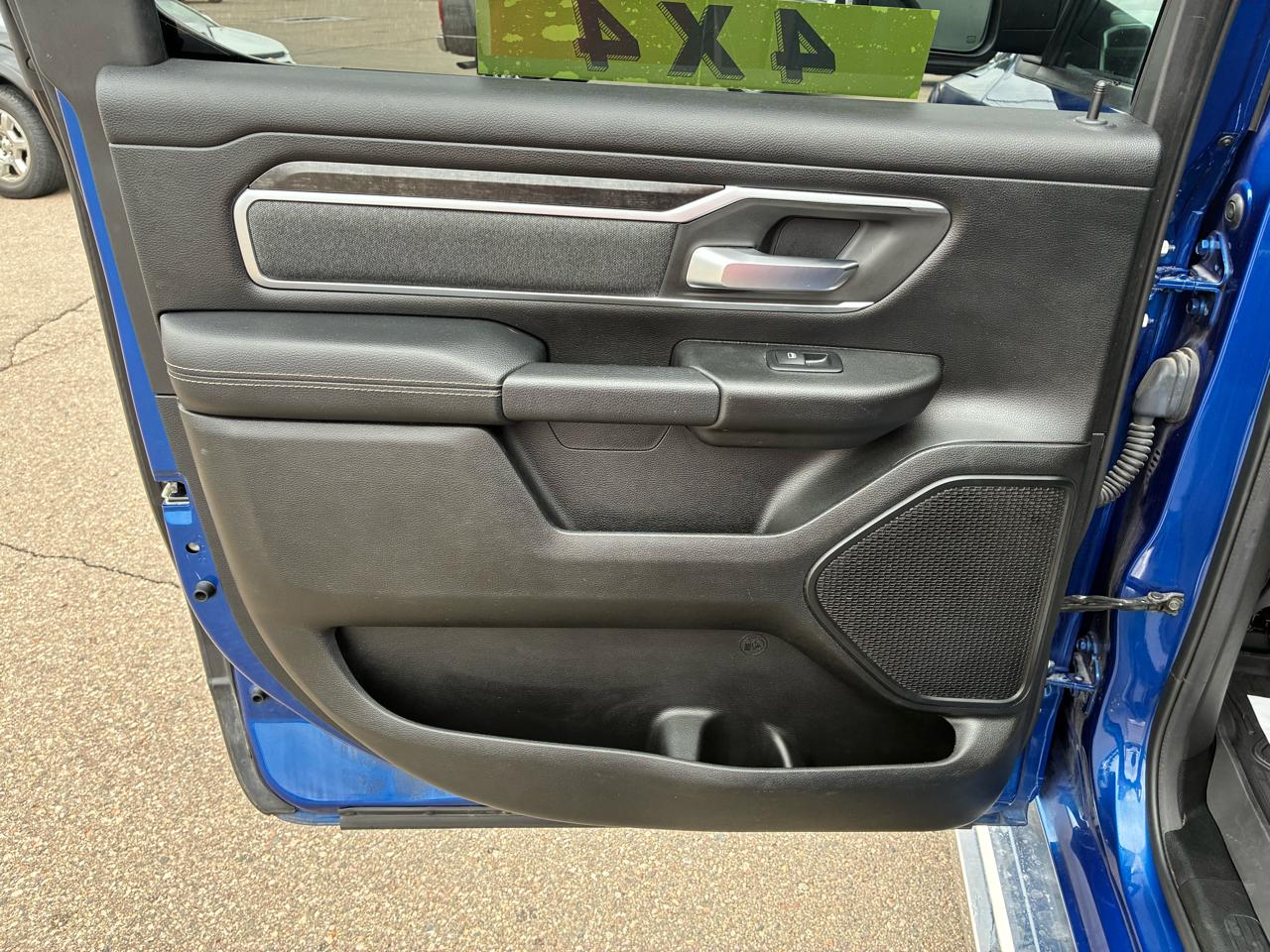 RAM 1500 Big Horn/Lone Star 4x4 Crew Cab 5'7" Box 2019