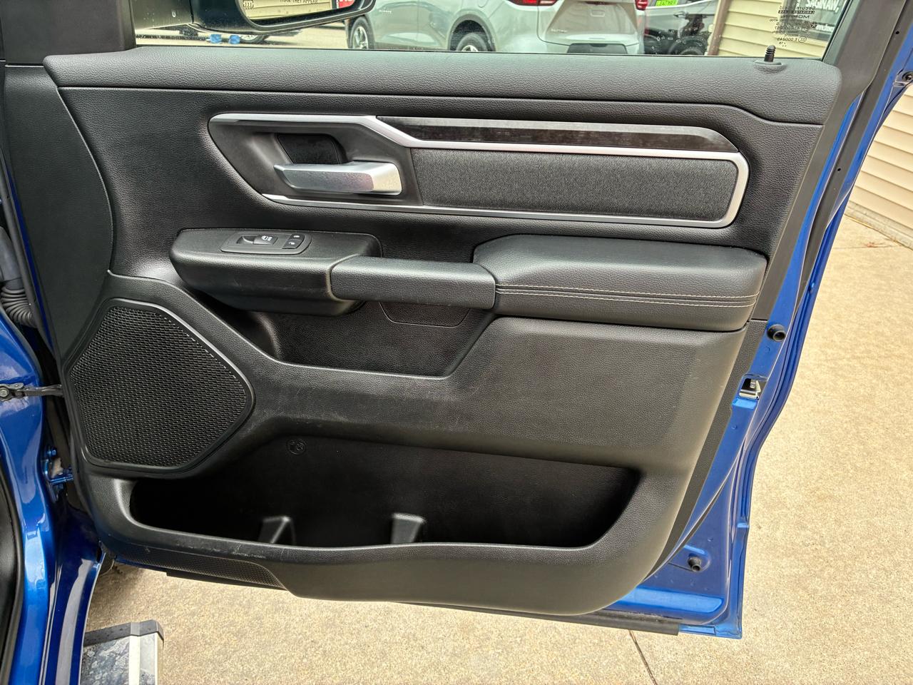 RAM 1500 Big Horn/Lone Star 4x4 Crew Cab 5'7" Box 2019