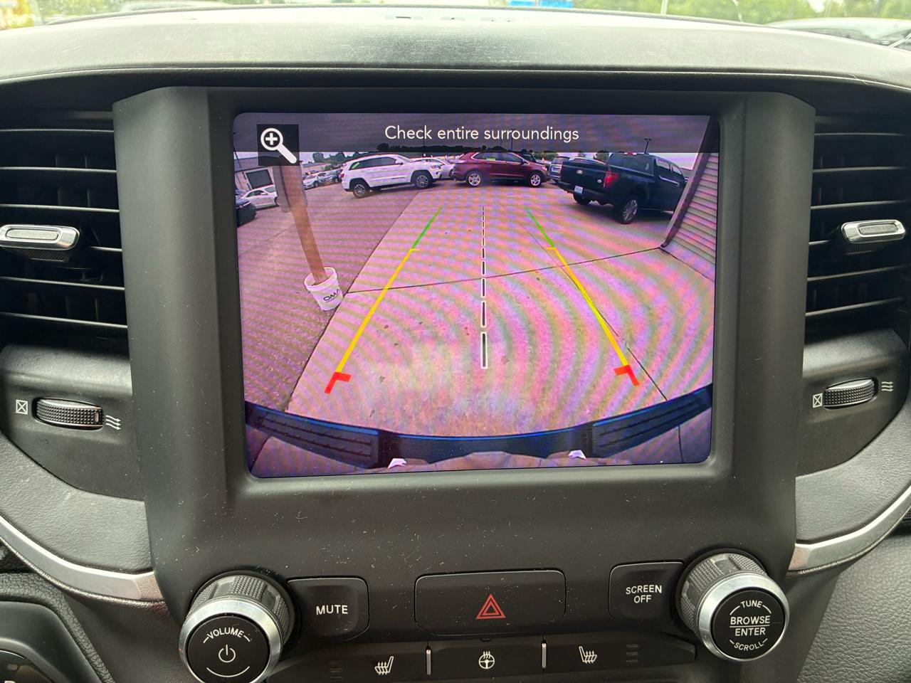 RAM 1500 Big Horn/Lone Star 4x4 Crew Cab 5'7" Box 2019
