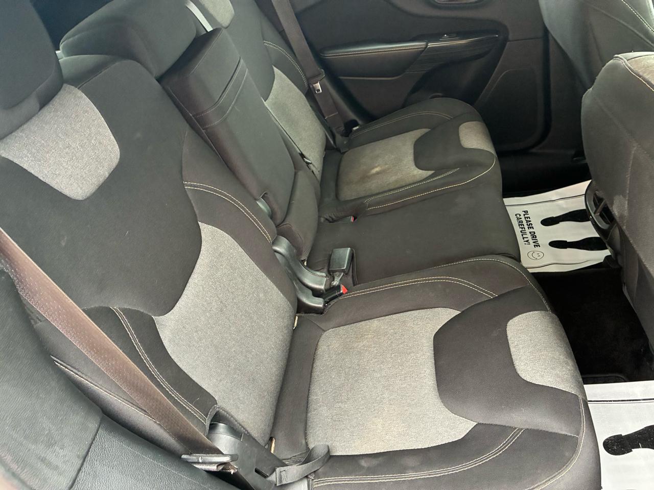 Jeep Cherokee 4WD 4dr Latitude 2014