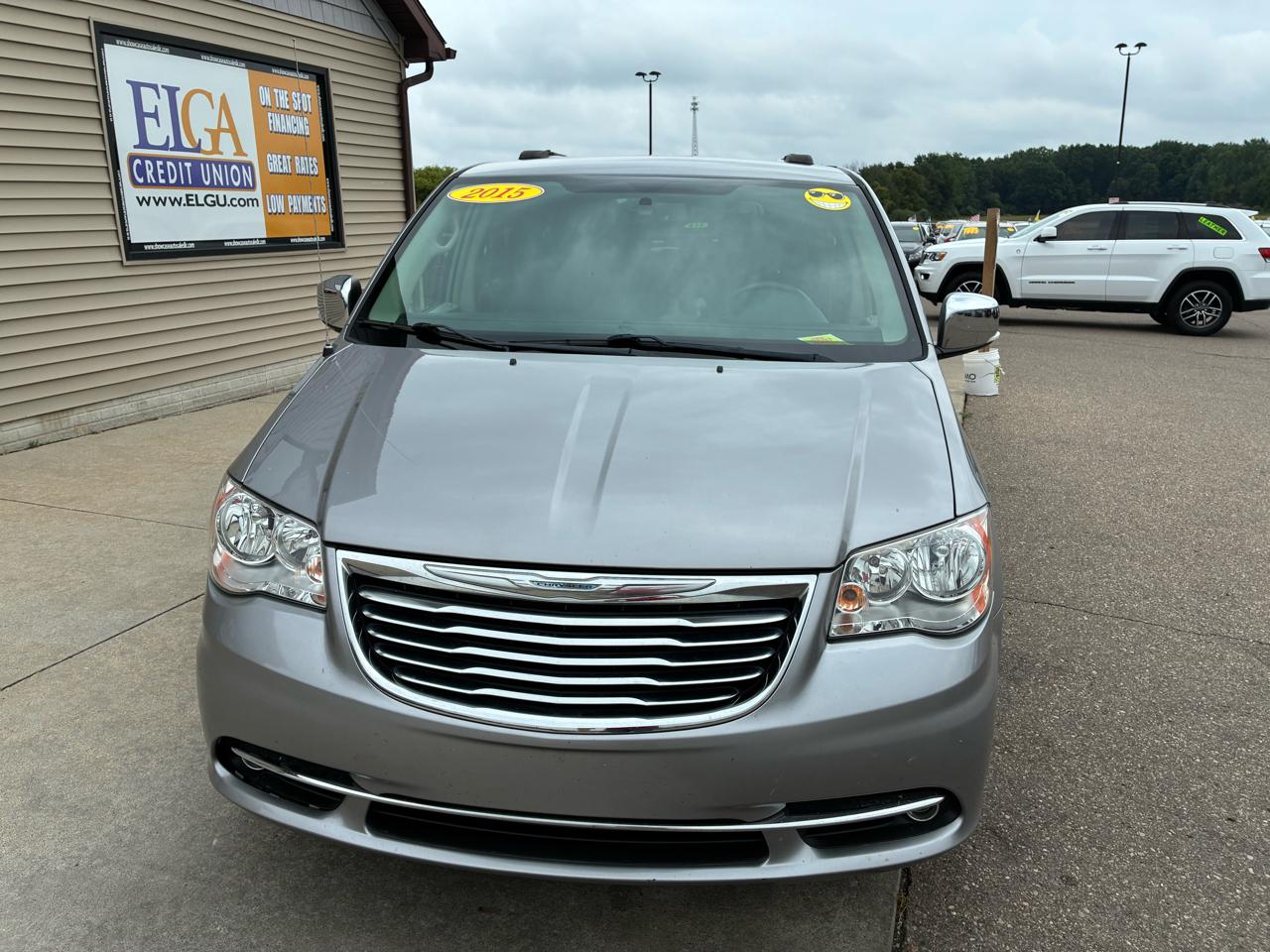 Chrysler Town & Country 4dr Wgn Touring-L 2015