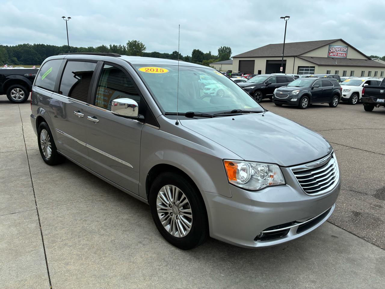 Chrysler Town & Country 4dr Wgn Touring-L 2015