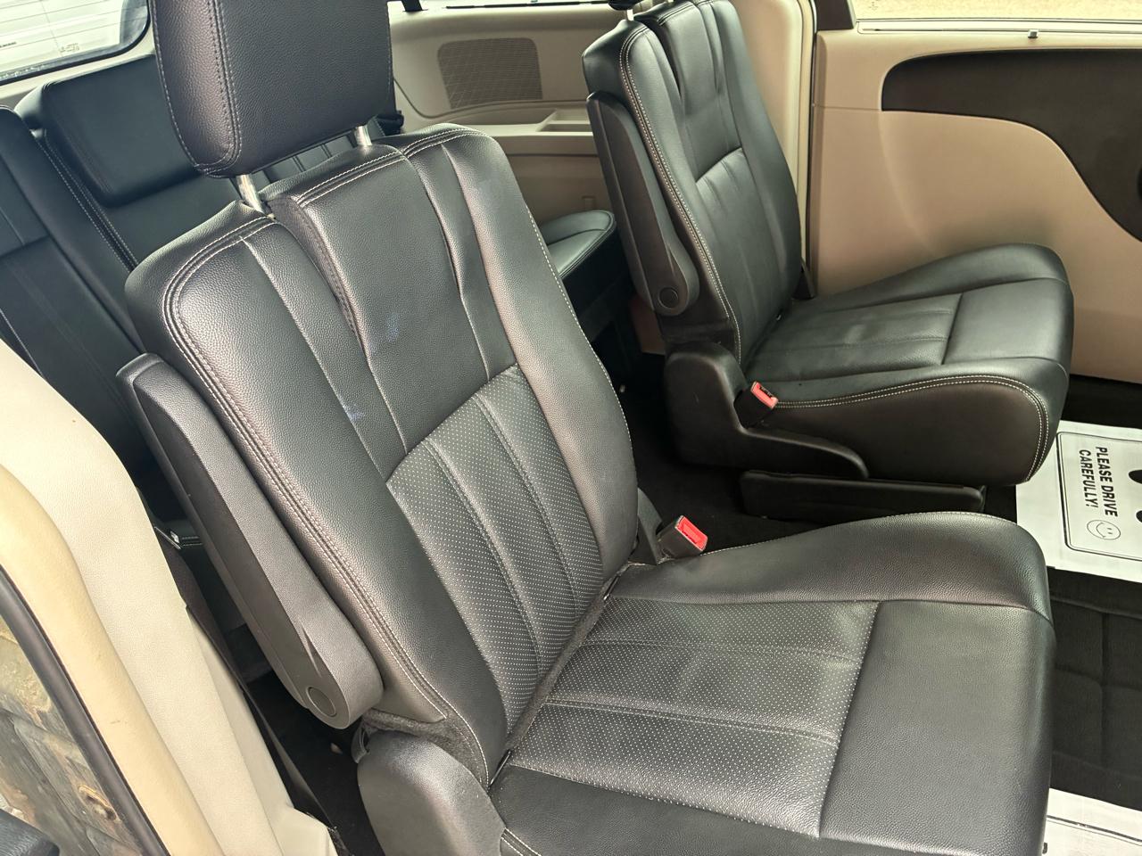 Chrysler Town & Country 4dr Wgn Touring-L 2015