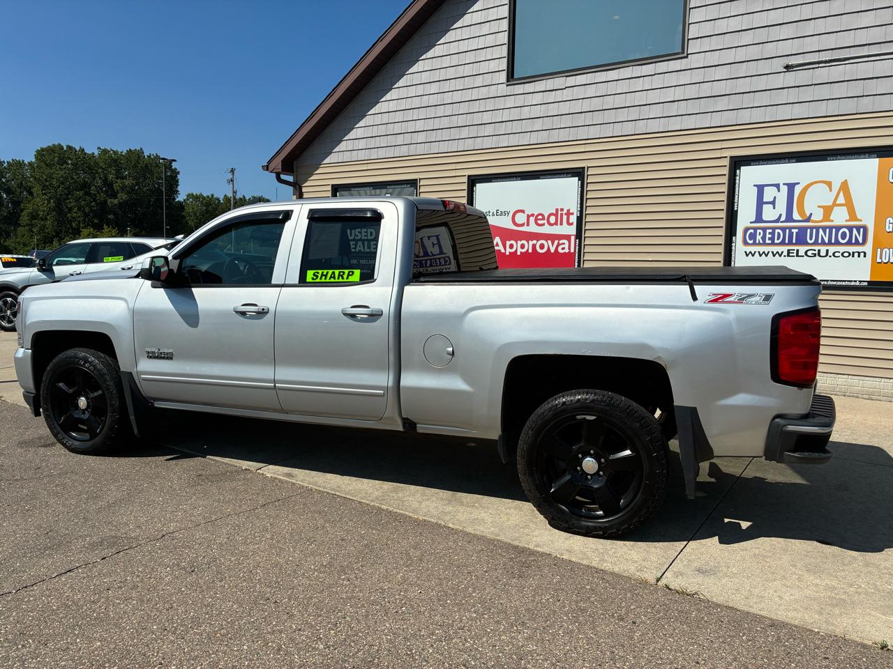 Chevrolet Silverado 1500 4WD Double Cab 143.5" LT w/2LT 2017