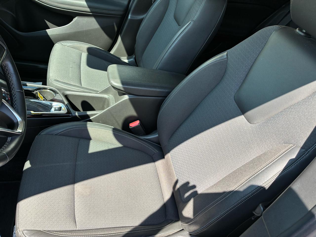 Buick Encore GX FWD 4dr Select 2021