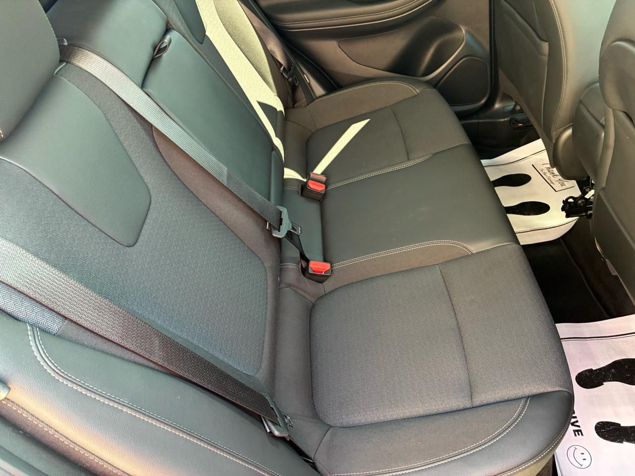 Buick Encore GX FWD 4dr Select 2021