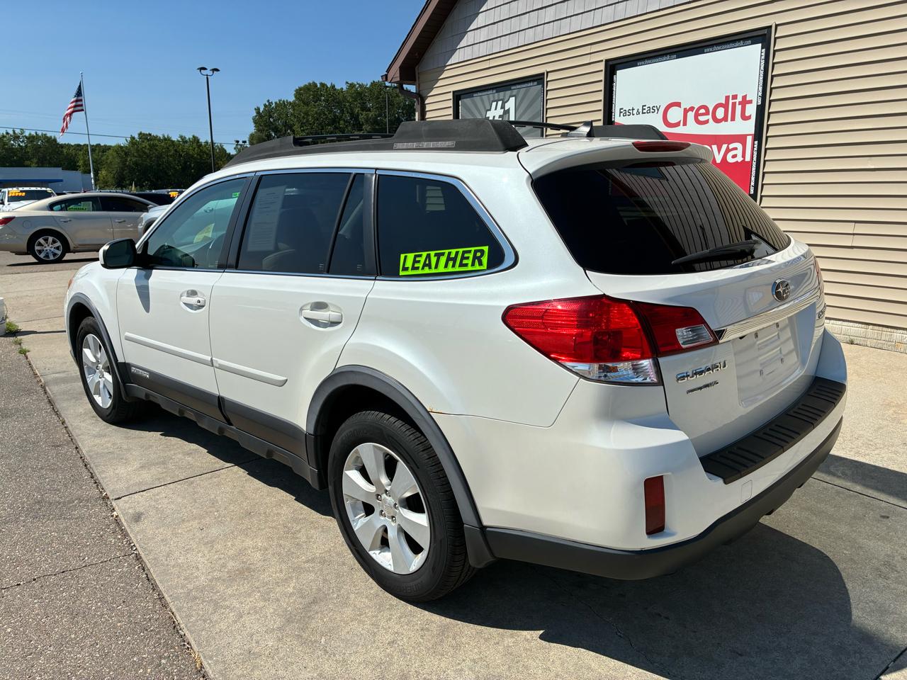 Subaru Outback 4dr Wgn H4 Auto 2.5i Limited Pwr Moon/Nav 2011