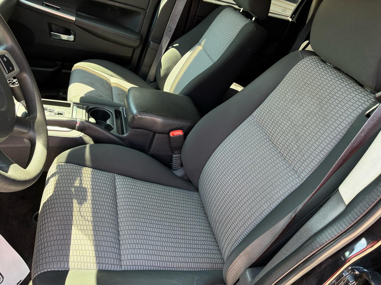 Jeep Grand Cherokee 4WD 4dr Laredo 2009