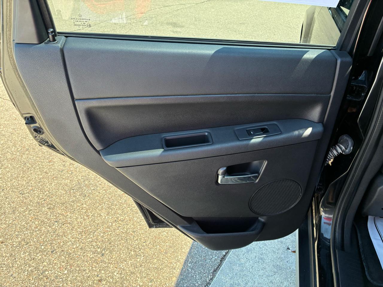 Jeep Grand Cherokee 4WD 4dr Laredo 2009