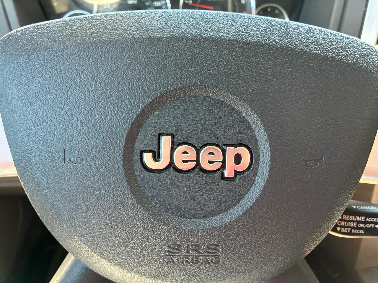 Jeep Grand Cherokee 4WD 4dr Laredo 2009