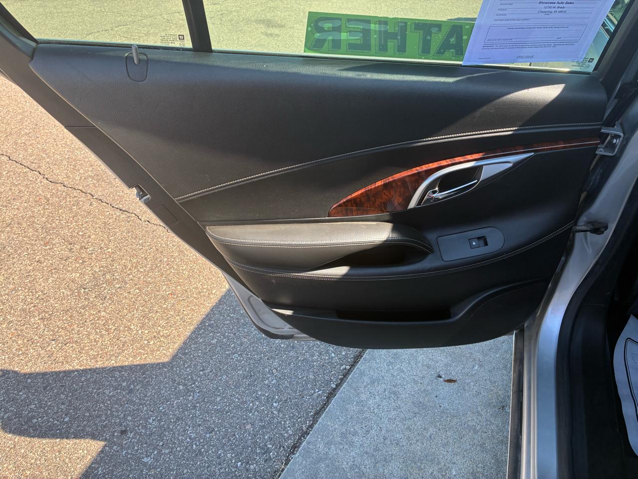 Buick LaCrosse 4dr Sdn CXL FWD 2011