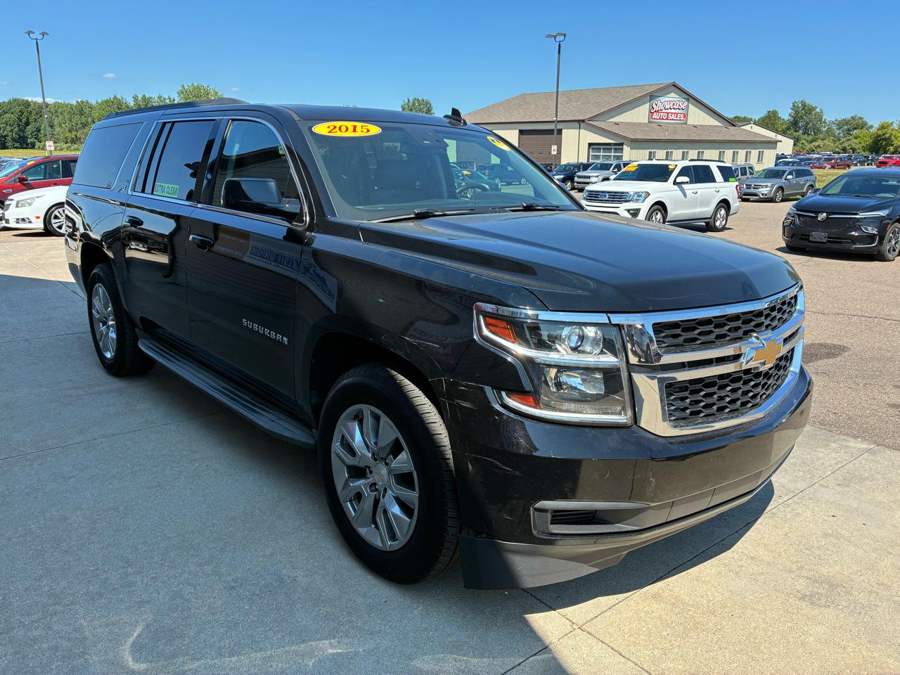 Chevrolet Suburban 4WD 4dr LT 2015