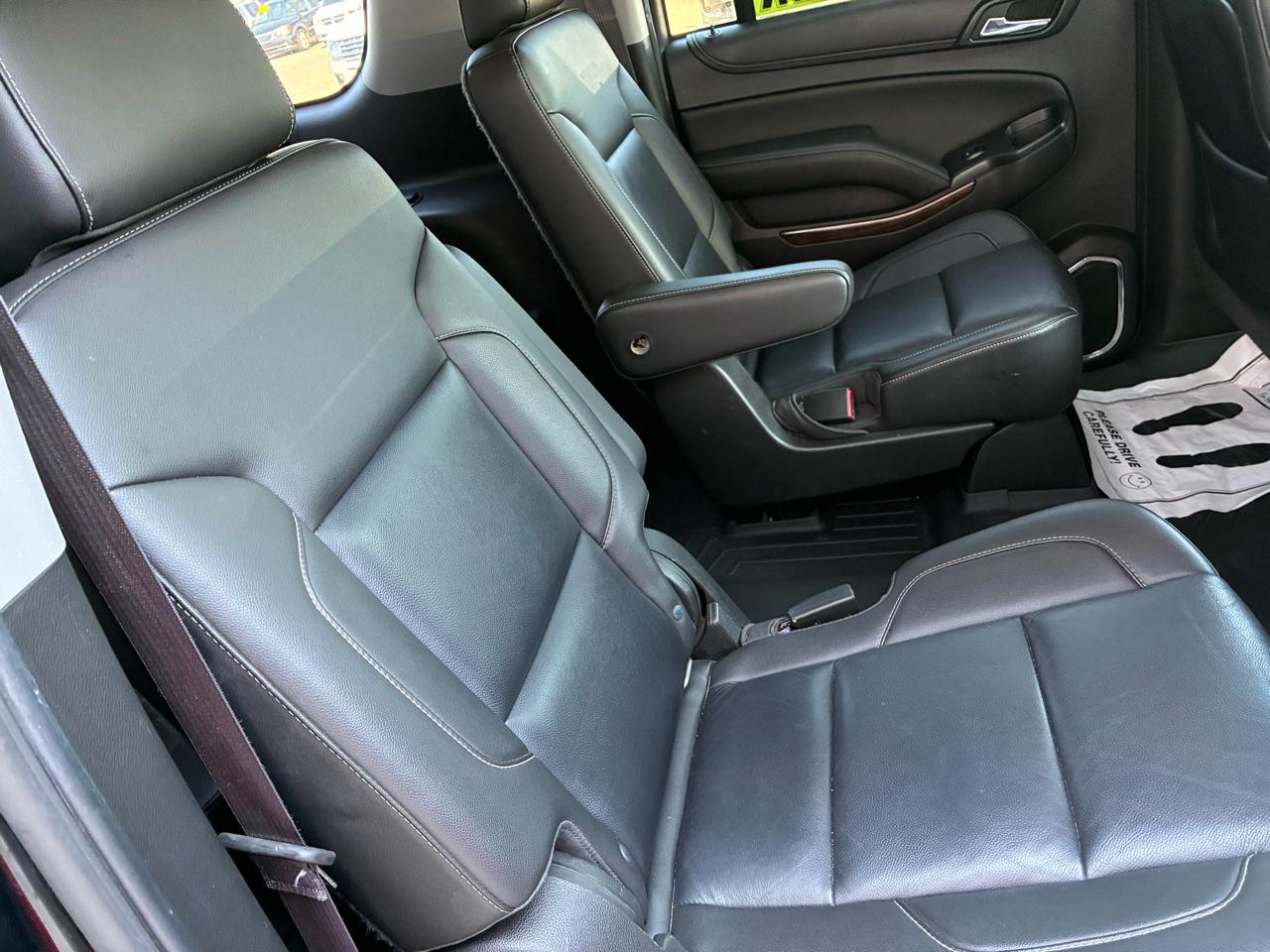 Chevrolet Suburban 4WD 4dr LT 2015