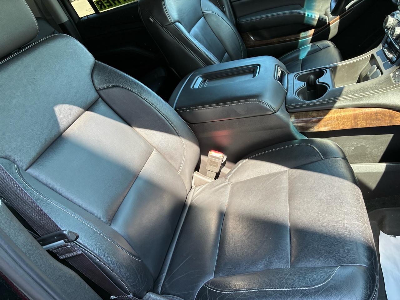 Chevrolet Suburban 4WD 4dr LT 2015