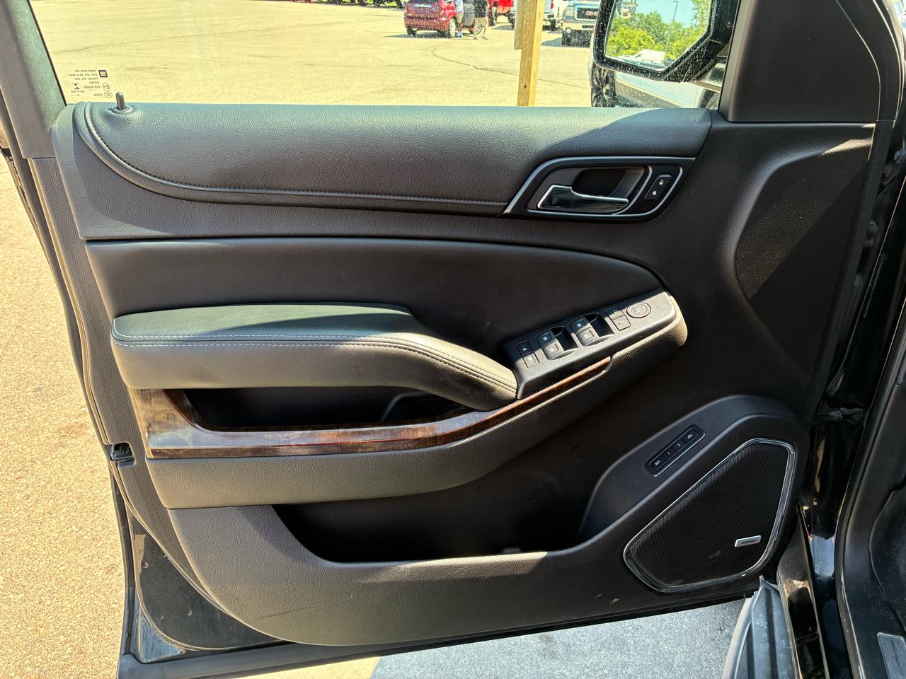 Chevrolet Suburban 4WD 4dr LT 2015
