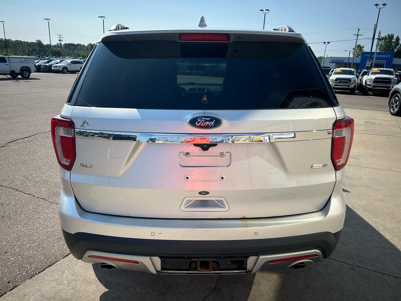 Ford Explorer 4WD 4dr XLT 2016