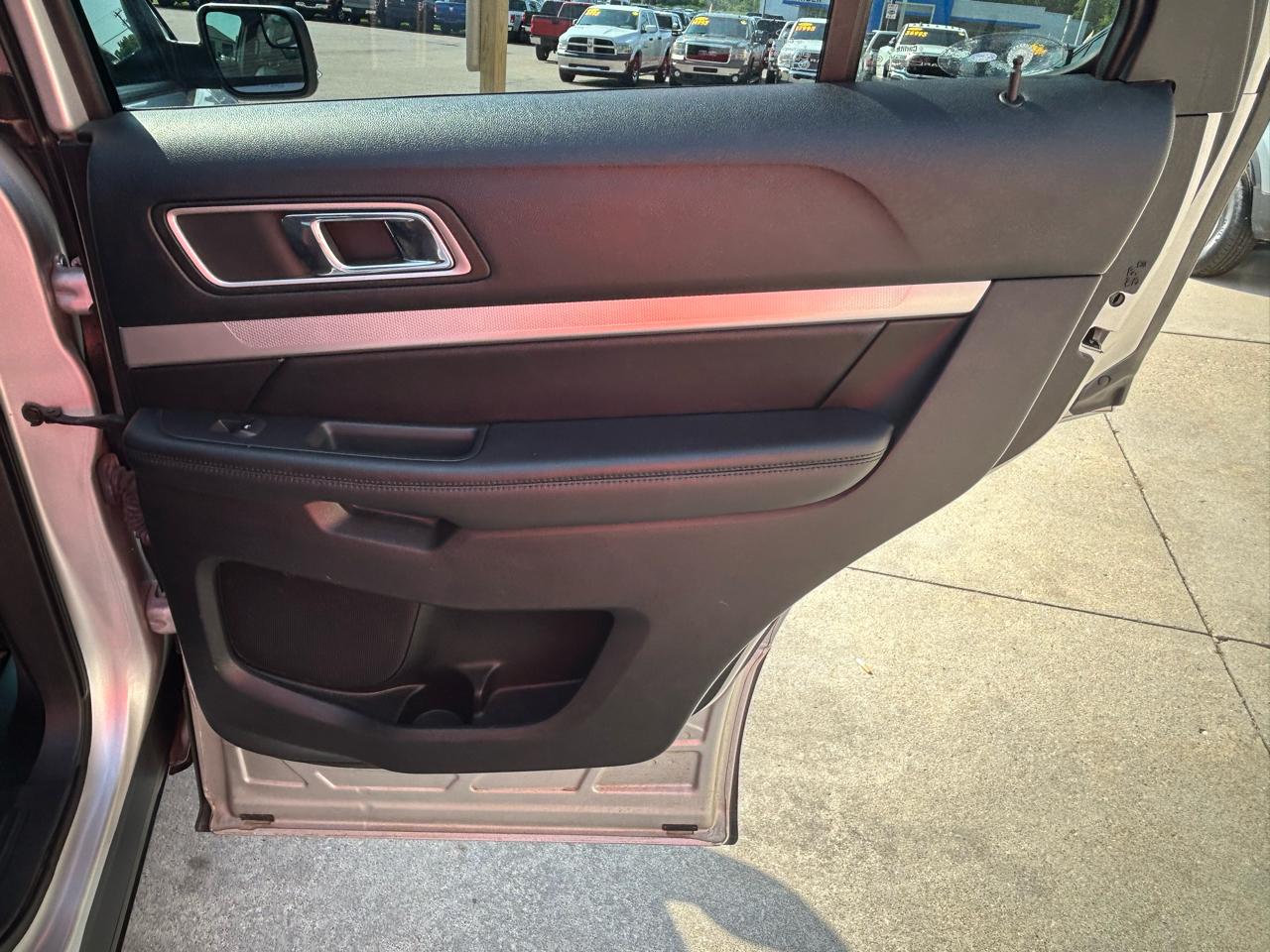 Ford Explorer 4WD 4dr XLT 2016