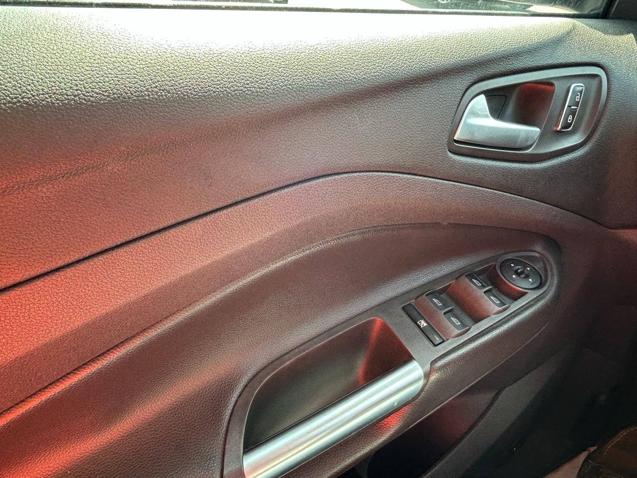 Ford Escape 4WD 4dr SE 2014