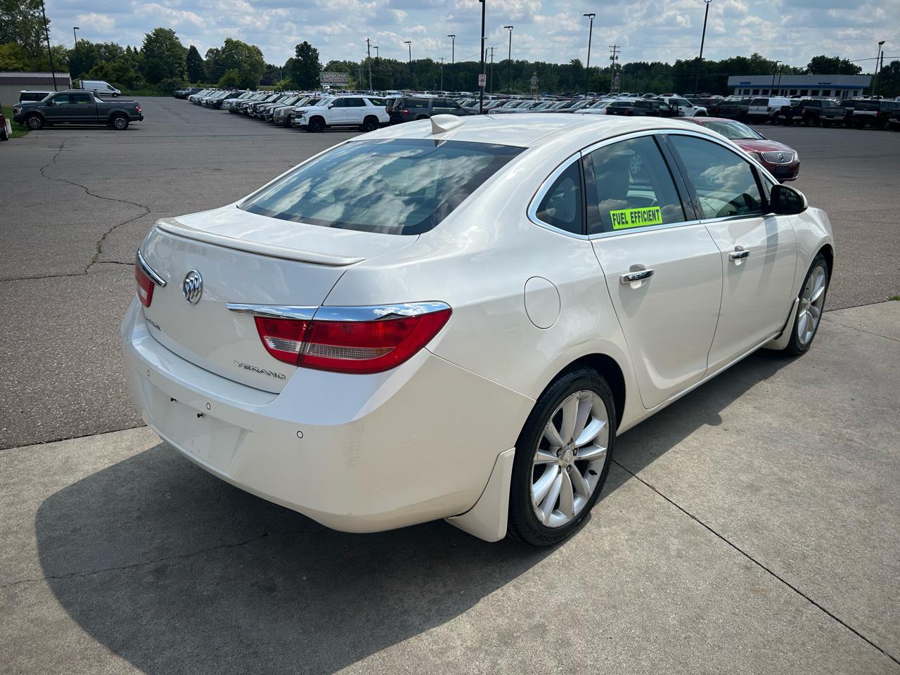 Buick Verano 4dr Sdn Leather Group 2016