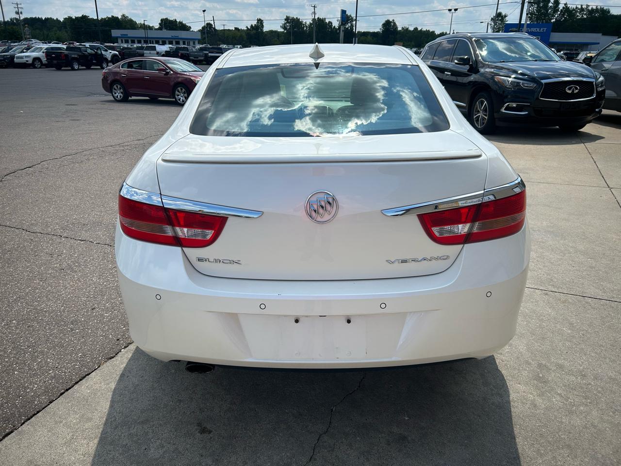 Buick Verano 4dr Sdn Leather Group 2016
