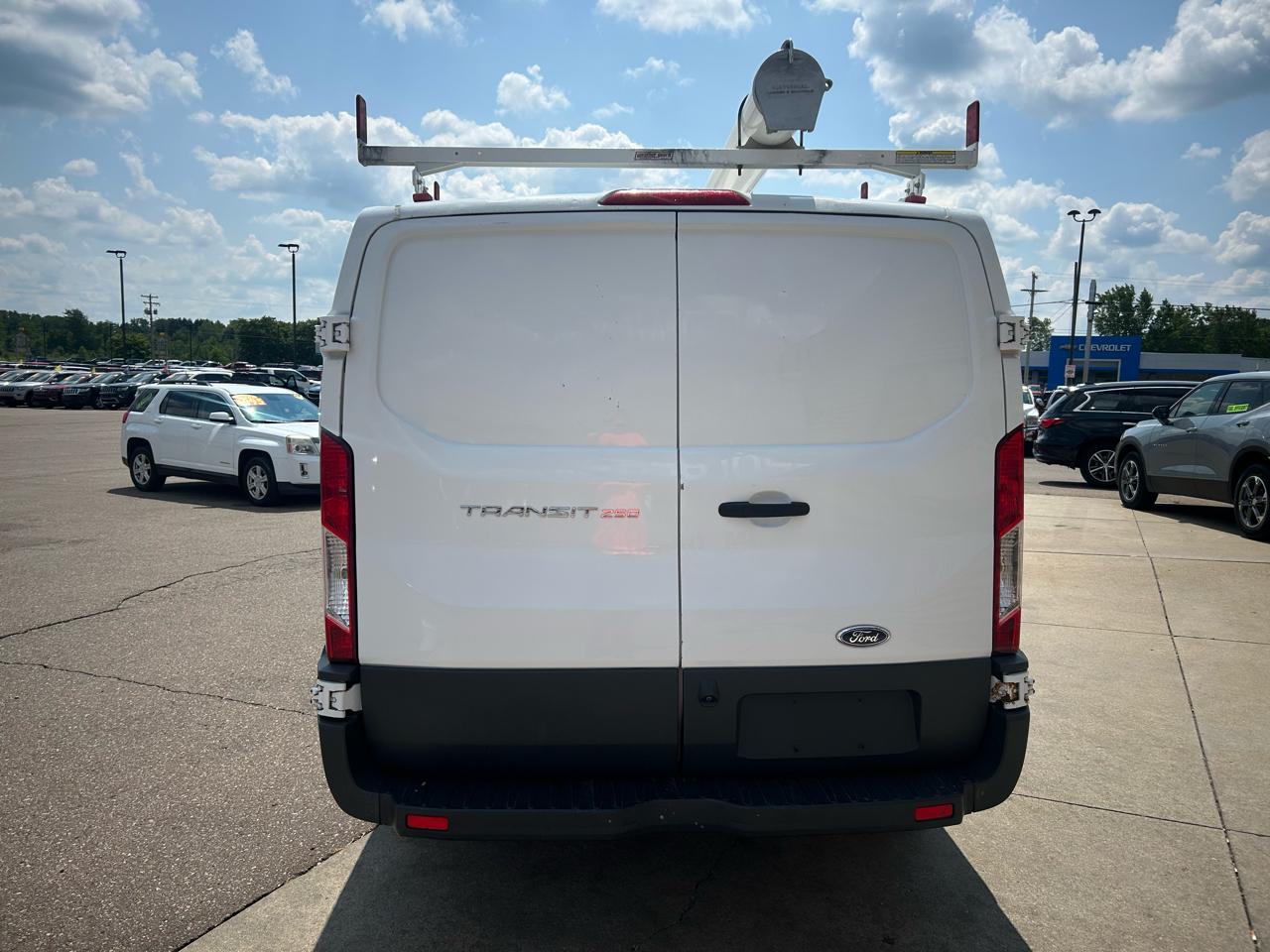 Ford Transit Van T-250 130" Low Rf 9000 GVWR Swing-Out RH Dr 2017