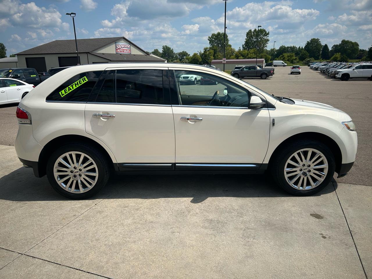 Lincoln MKX AWD 4dr 2012