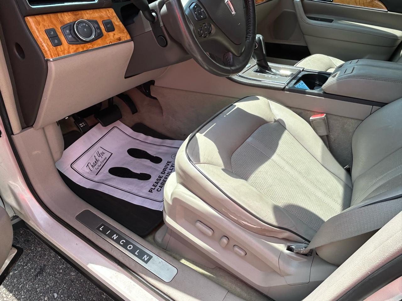 Lincoln MKX AWD 4dr 2012
