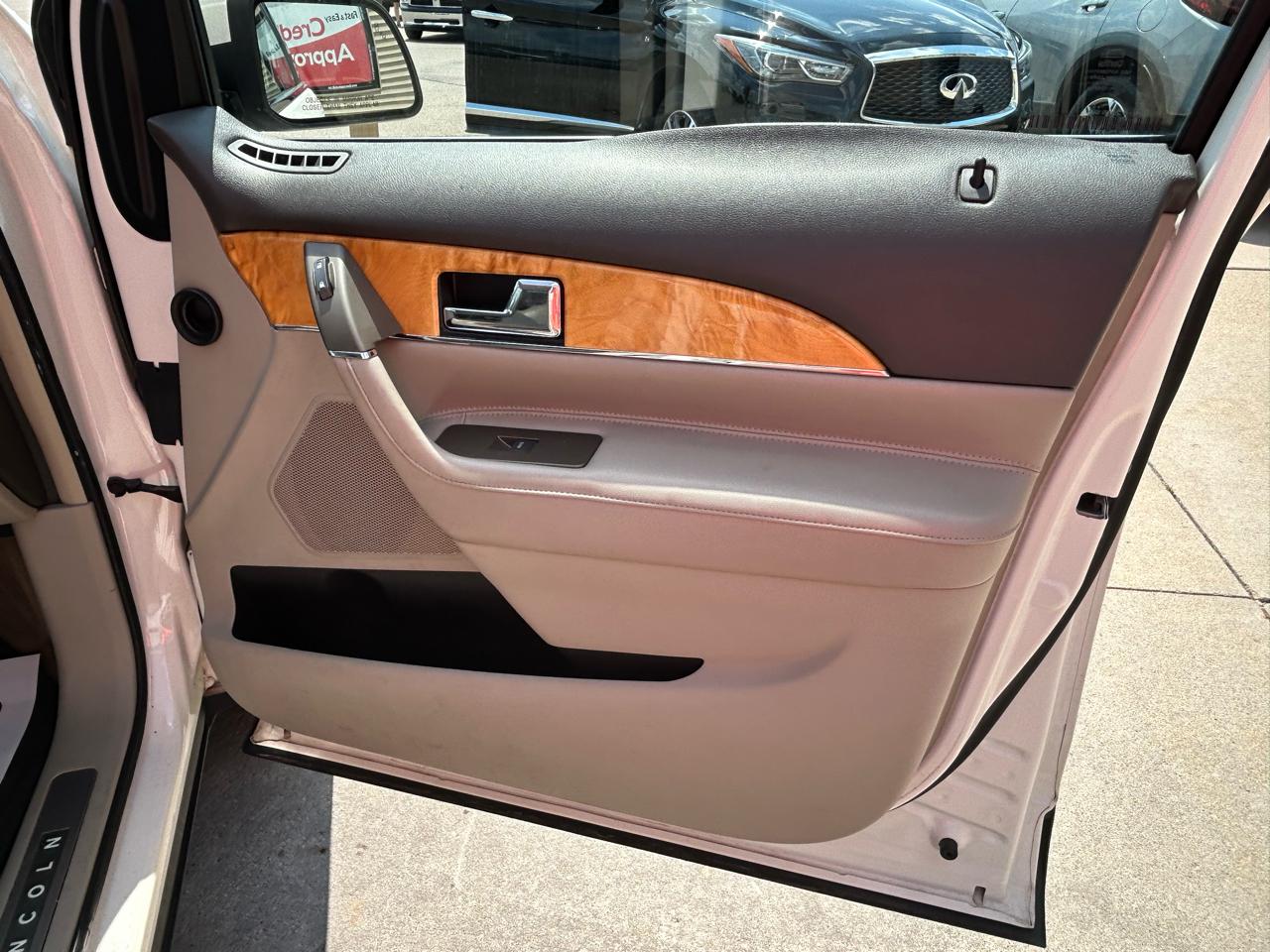 Lincoln MKX AWD 4dr 2012