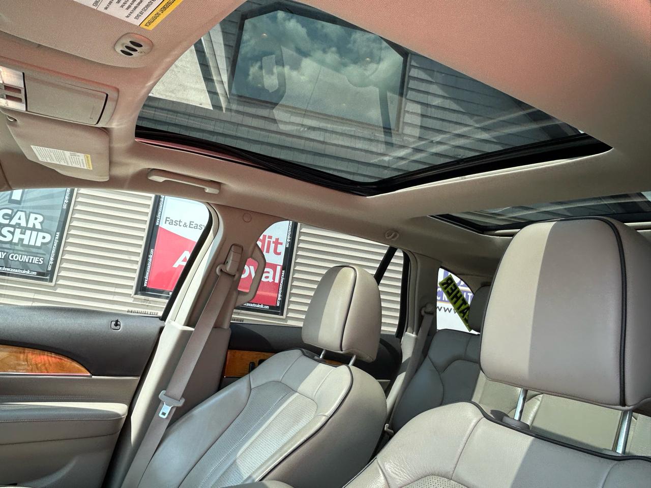 Lincoln MKX AWD 4dr 2012