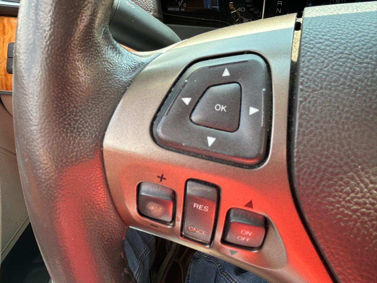 Lincoln MKX AWD 4dr 2012