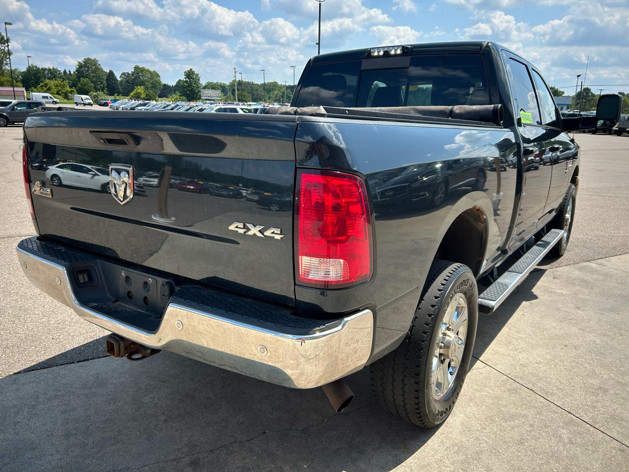 RAM 2500 Big Horn 4x4 Crew Cab 6'4" Box 2018