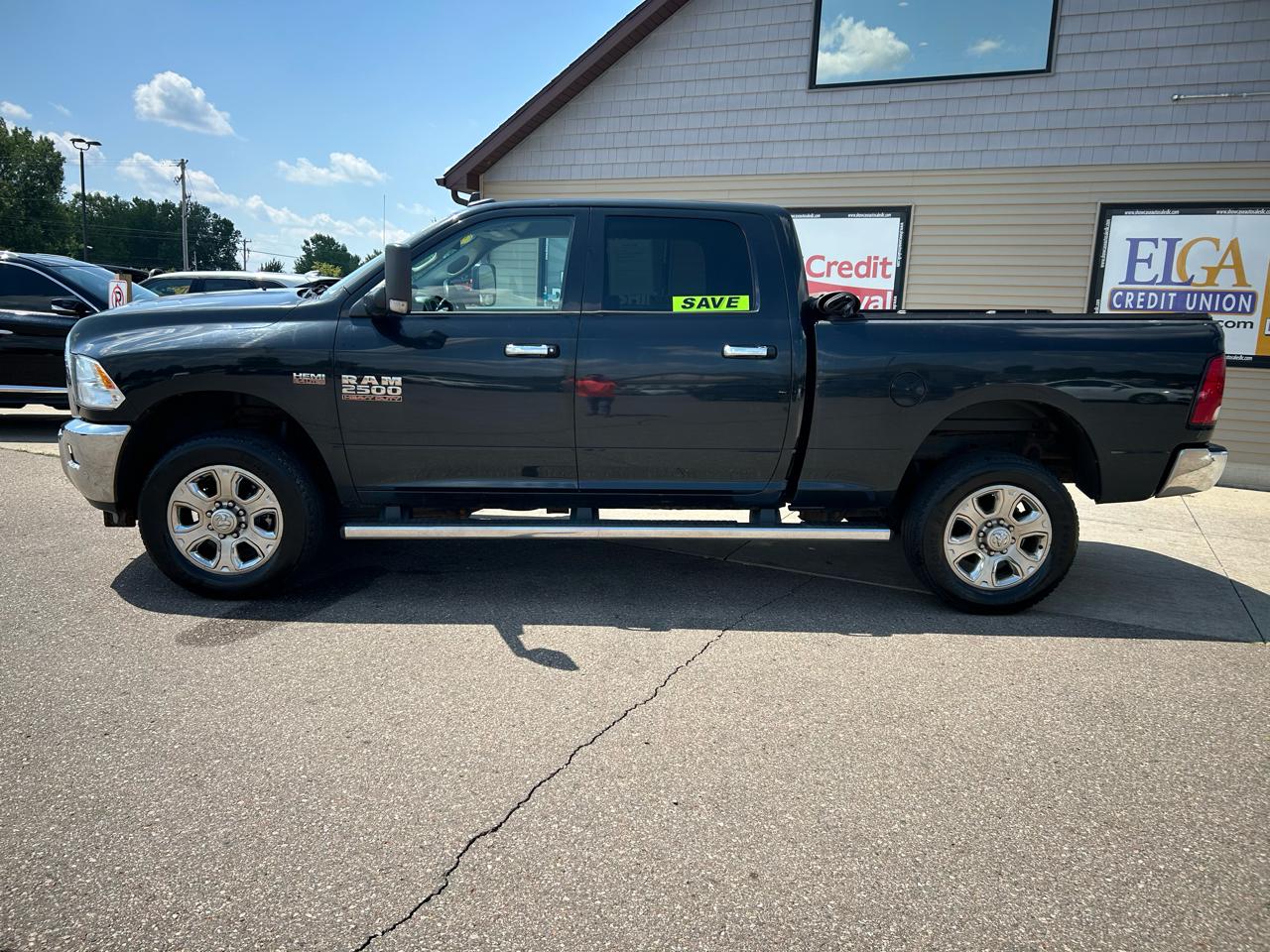 RAM 2500 Big Horn 4x4 Crew Cab 6'4" Box 2018